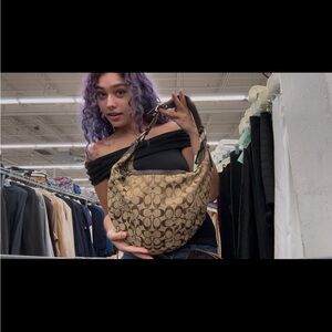 Inspo for what aesthetic you’d find im selling on here ☺️💜